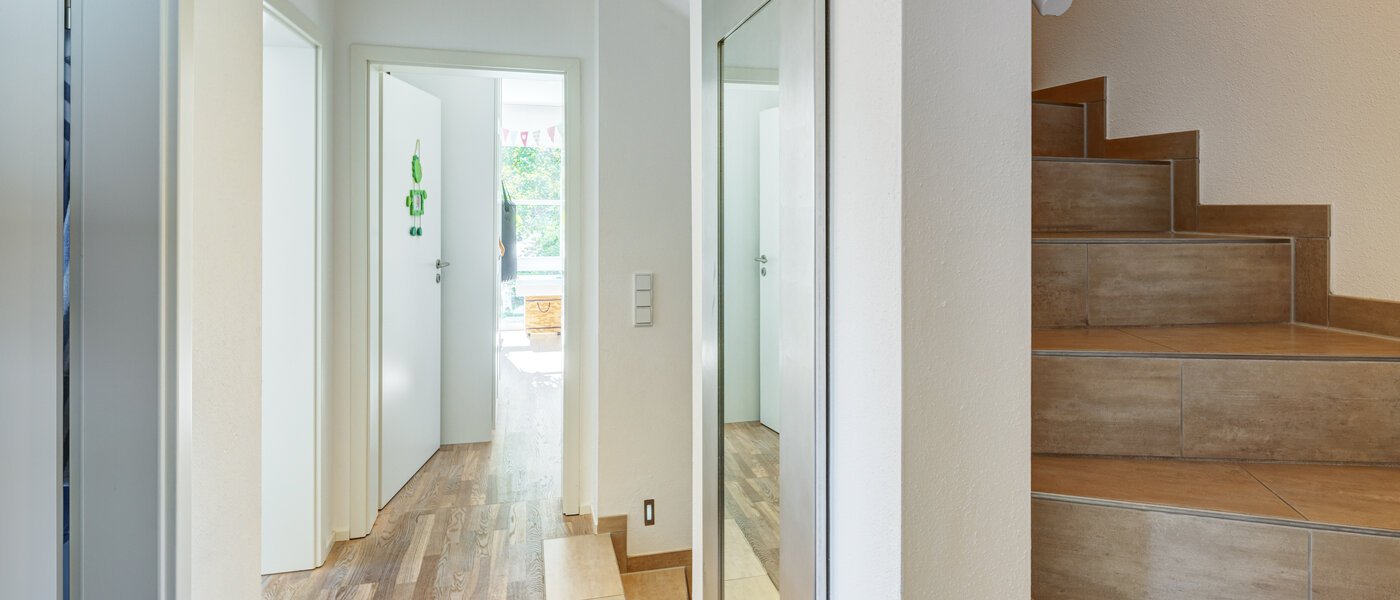 maison mitoyenne Ottobrunn 03 entrée/couloir 14180