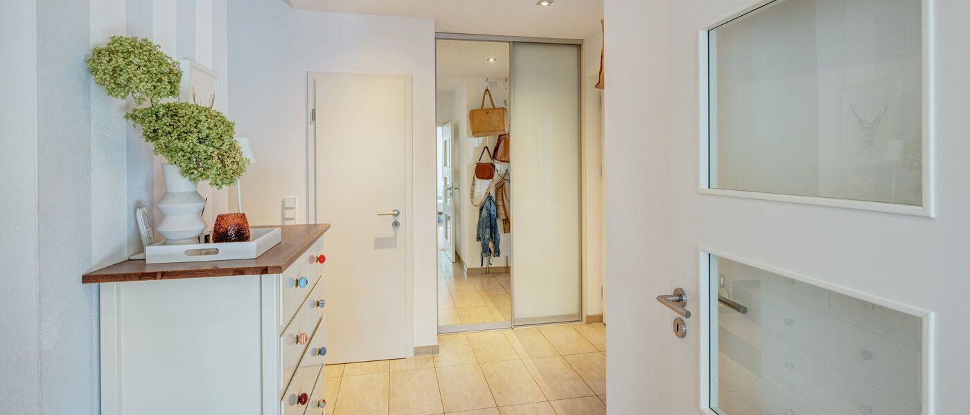 maison mitoyenne Ottobrunn 05 entrée/couloir 14180