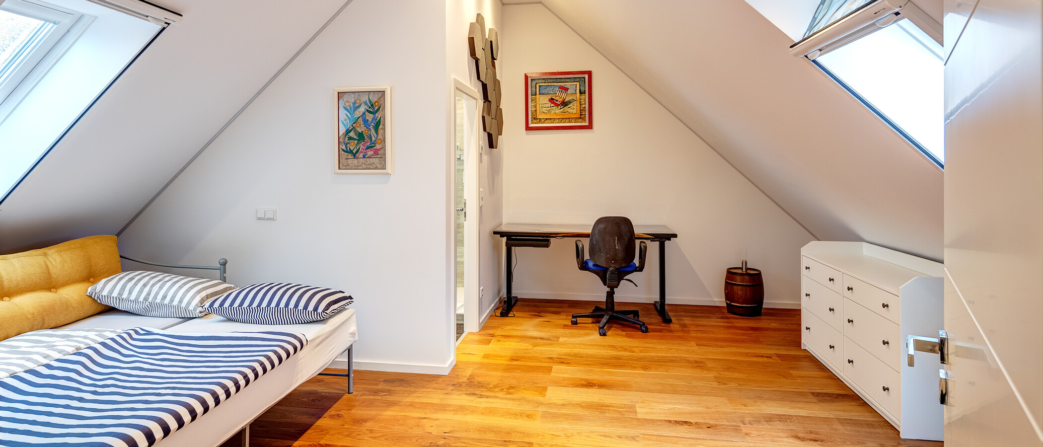 appartement style maisonnette München Solln 02 2ième chambre 14193