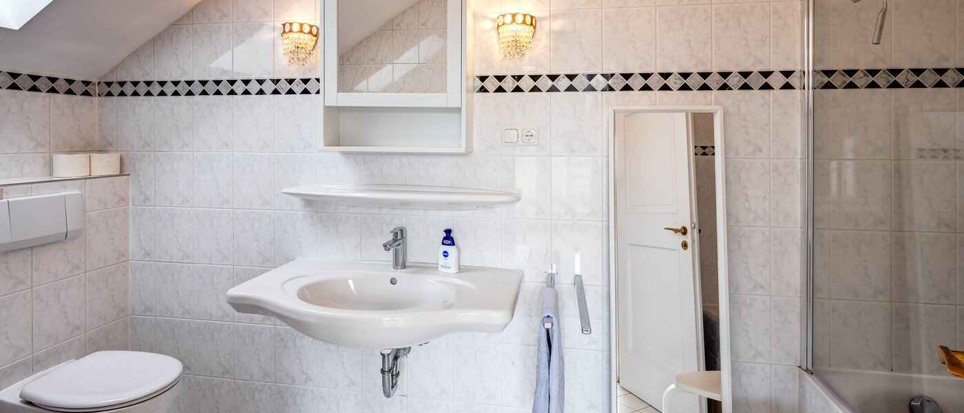 maison Berg am Starnberger See 02 1ère salle de bain 14208