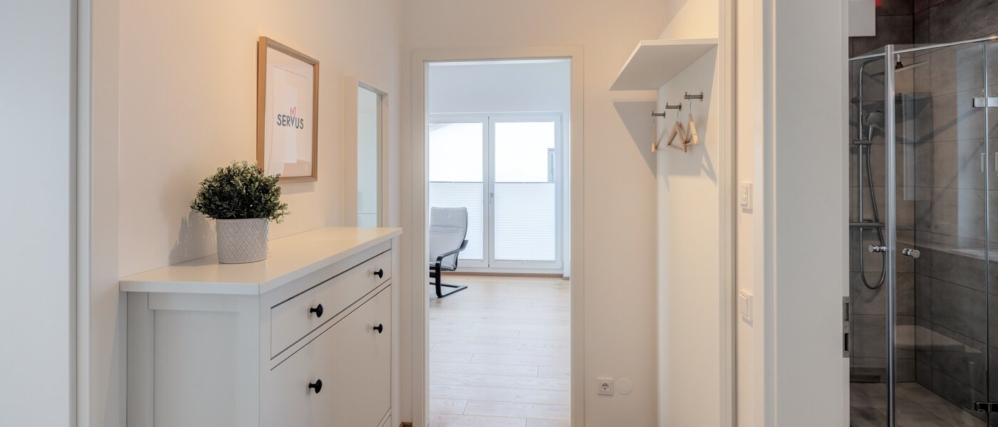 mansardé Putzbrunn 03 entrée/couloir 14256