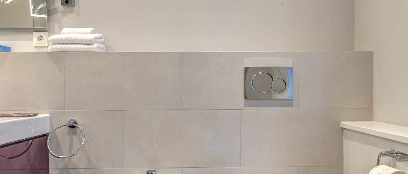 appartement München Altbogenhausen 02 1ère salle de bain 14277