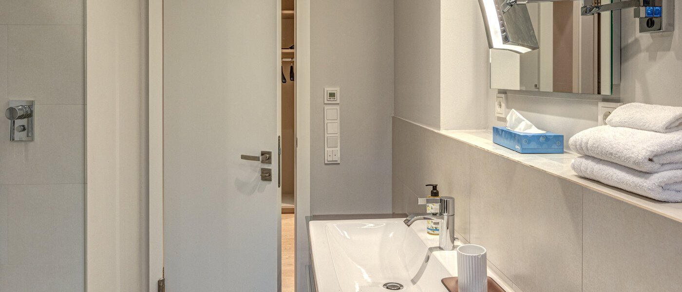 appartement München Altbogenhausen 03 1ère salle de bain 14277