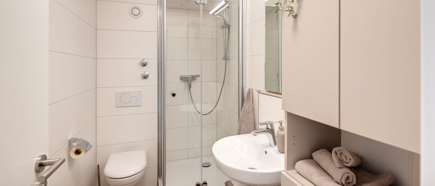 studio München Schwabing-Nord (zw. Leopoldstraße & Englischen Garten) 01 salle de bain 14305