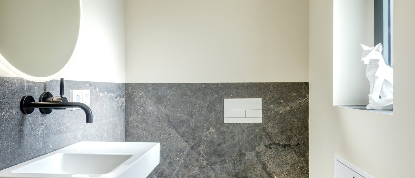 appartement style maisonnette München Glockenbachviertel 01 deux toilettes 14318