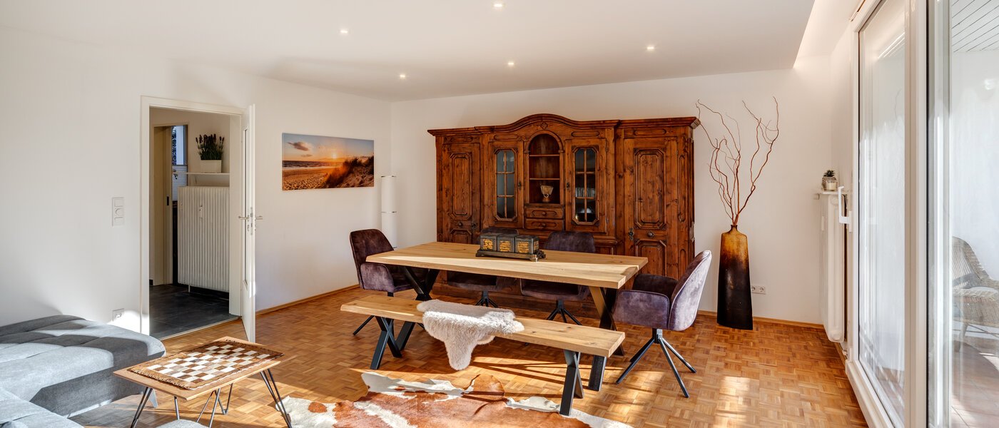 maison mitoyenne placée au milieu de la rangée Gmund am Tegernsee 03 pièce à vivre 14329