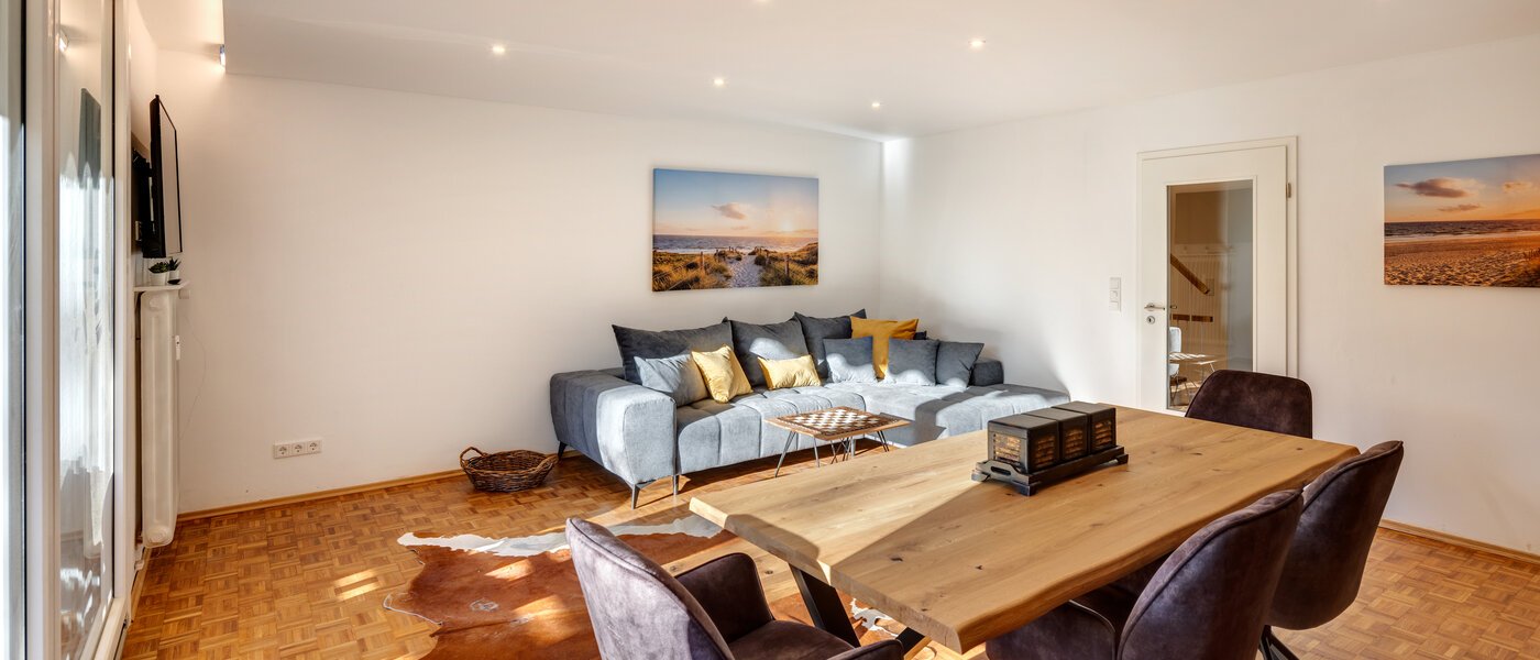 maison mitoyenne placée au milieu de la rangée Gmund am Tegernsee 04 pièce à vivre 14329