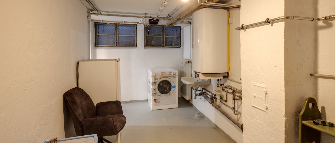 maison mitoyenne placée au milieu de la rangée Gmund am Tegernsee 01 débarras 14329