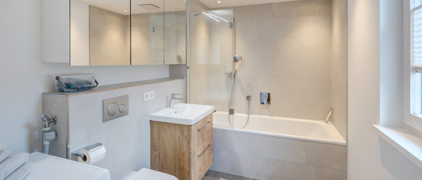 appartement München Harlaching 02 1ère salle de bain 14361