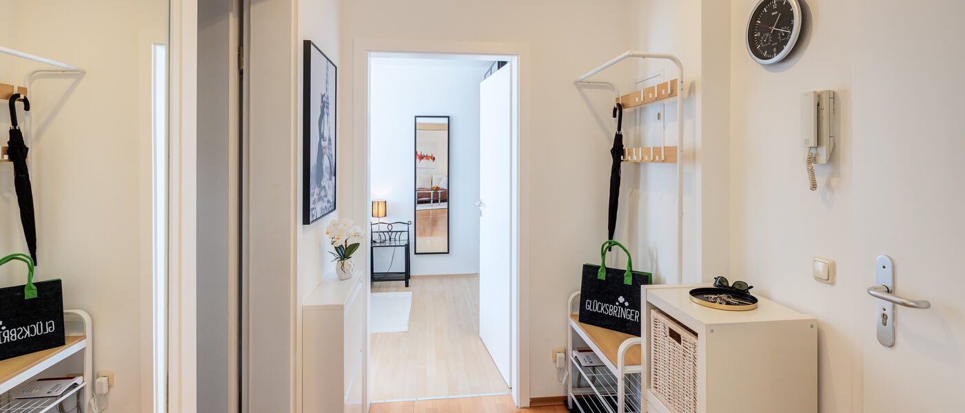 appartement Poing 02 entrée/couloir 14380