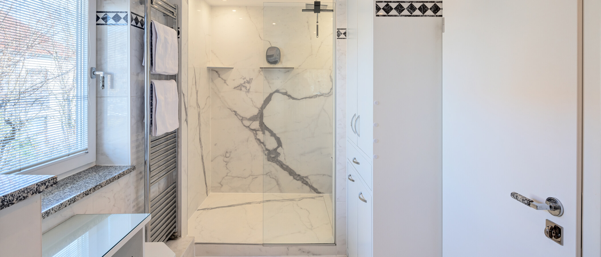 maison mitoyenne Pullach im Isartal 04 1ère salle de bain 14381