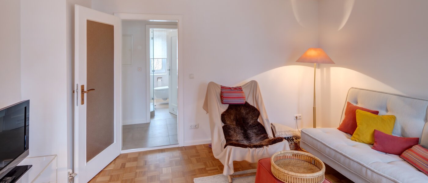 appartement München Bogenhausen 03 salle de séjour 14390