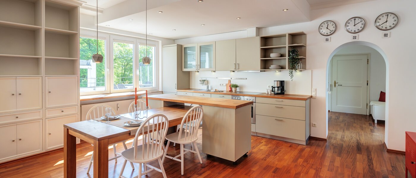 appartement avec terrasse sur le toit München Solln 02 cuisine 14396