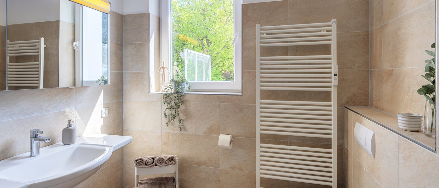 appartement avec terrasse sur le toit München Solln 02 2ème s. de bain 14396