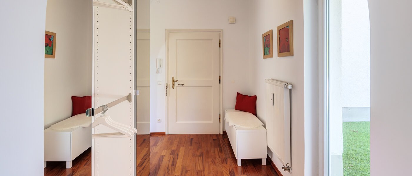 appartement avec terrasse sur le toit München Solln 01 entrée/couloir 14396