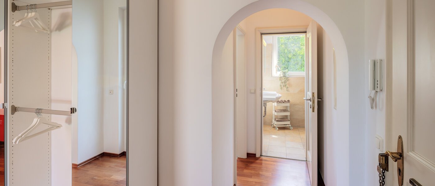 appartement avec terrasse sur le toit München Solln 03 entrée/couloir 14396