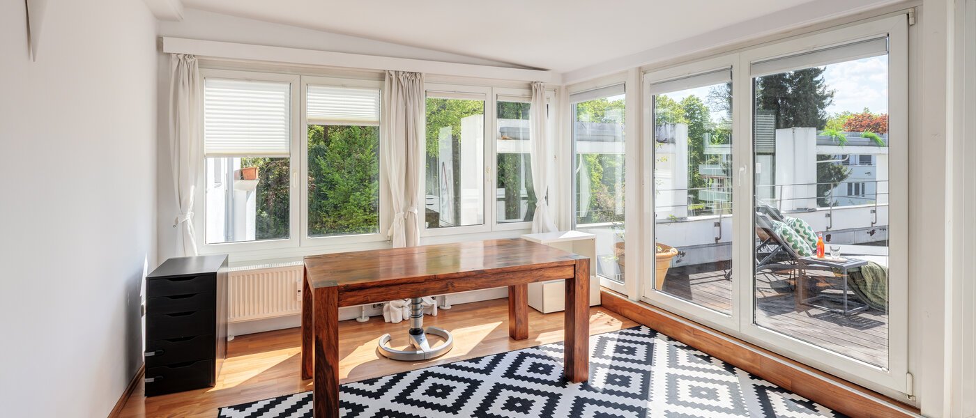 appartement avec terrasse sur le toit München Solln 01 bureau 14396