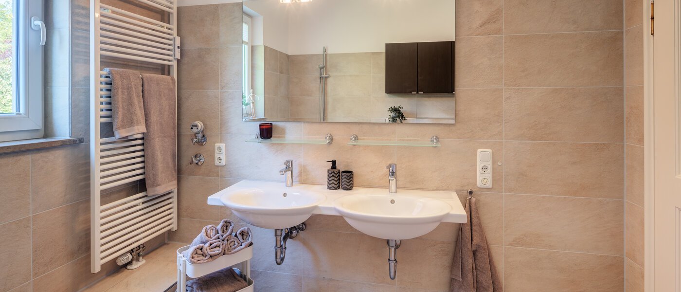 appartement avec terrasse sur le toit München Solln 03 1ère salle de bain 14396