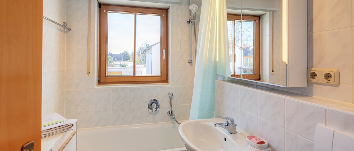 appartement München Trudering 01 salle de bain 14400