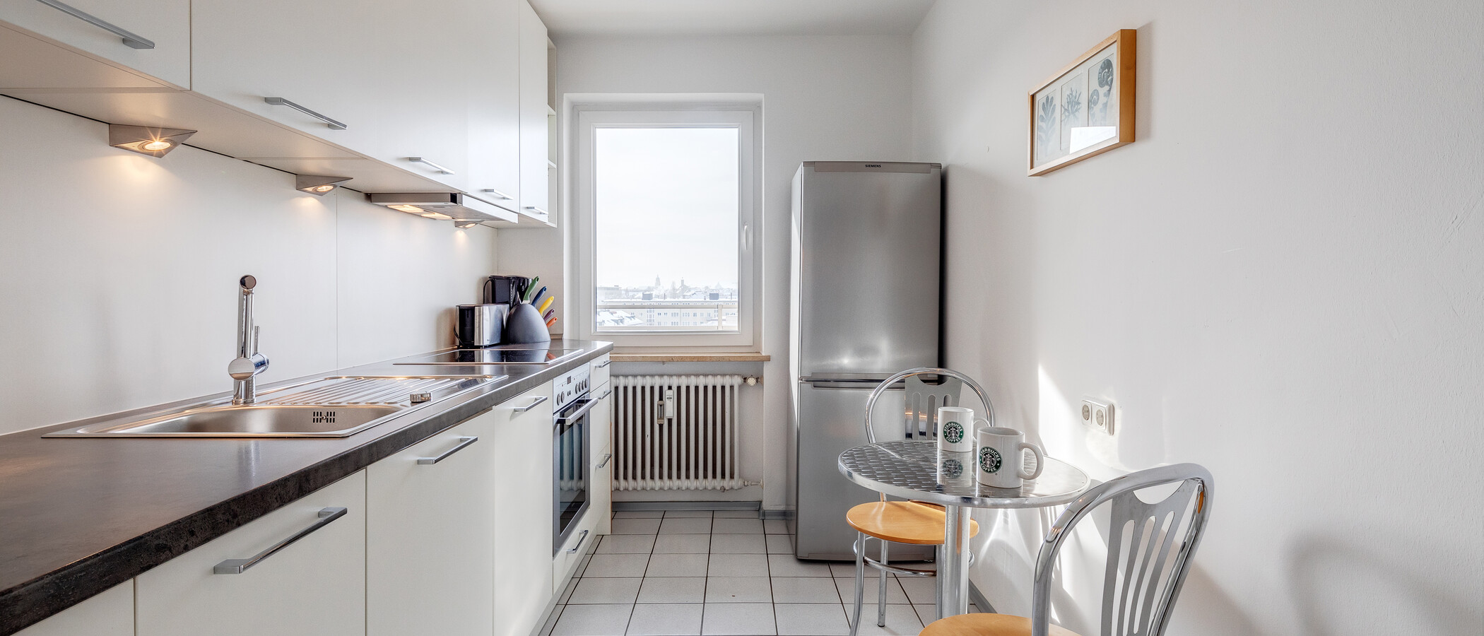 appartement München Schwabing-Georgenschwaige 01 cuisine 1443