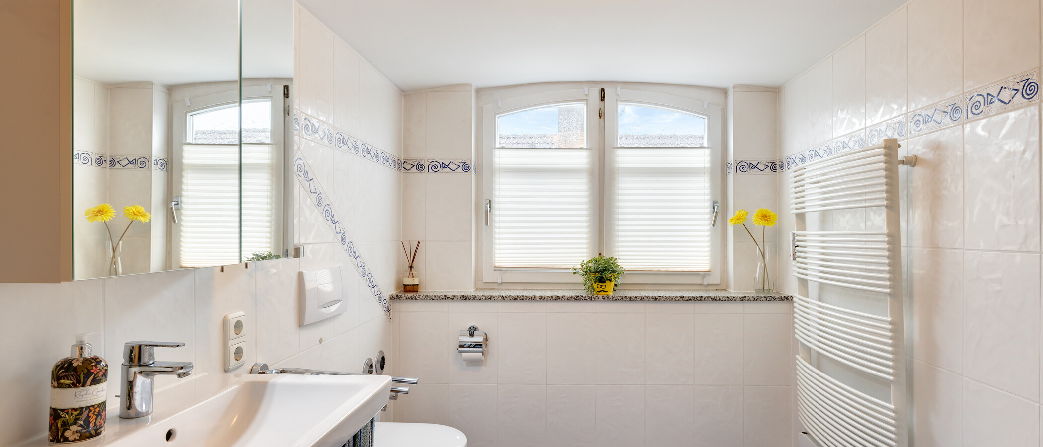 appartement sous les toits München Waldperlach 01 1ère salle de bain 14432