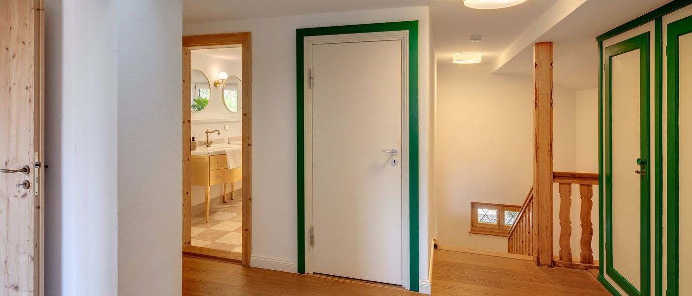 villa Bad Wiessee 08 entrée/couloir 14436