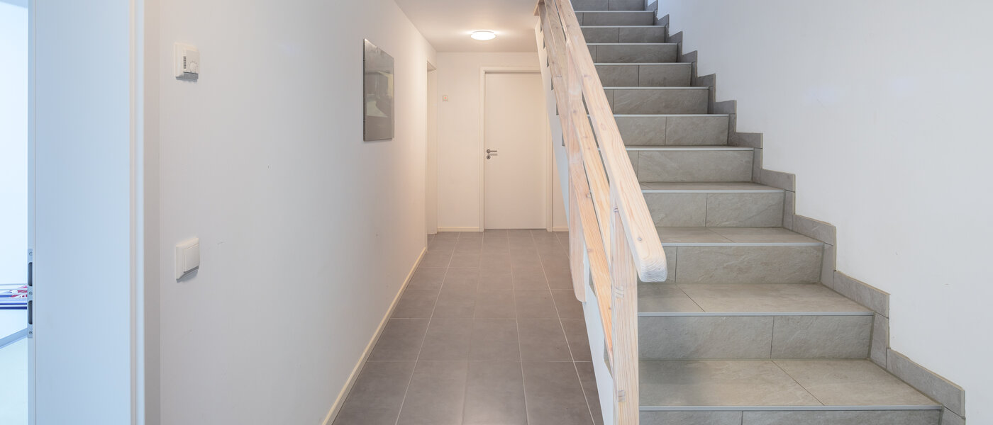 maison mitoyenne Icking 08 entrée/couloir 14465