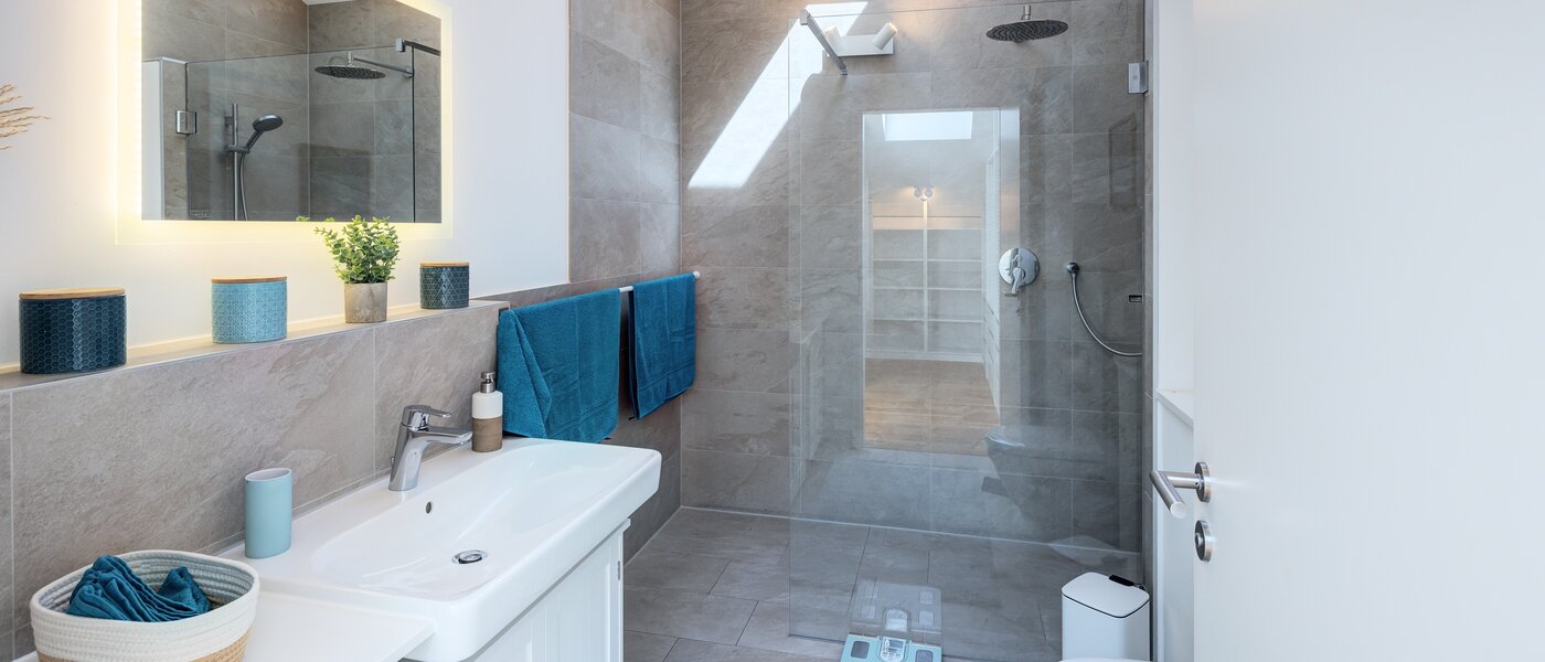 maison mitoyenne Icking 01 1ère salle de bain 14465