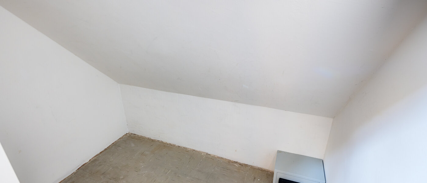 appartement style maisonnette avec mezzanine München Obersendling 01 2. 物置 14471