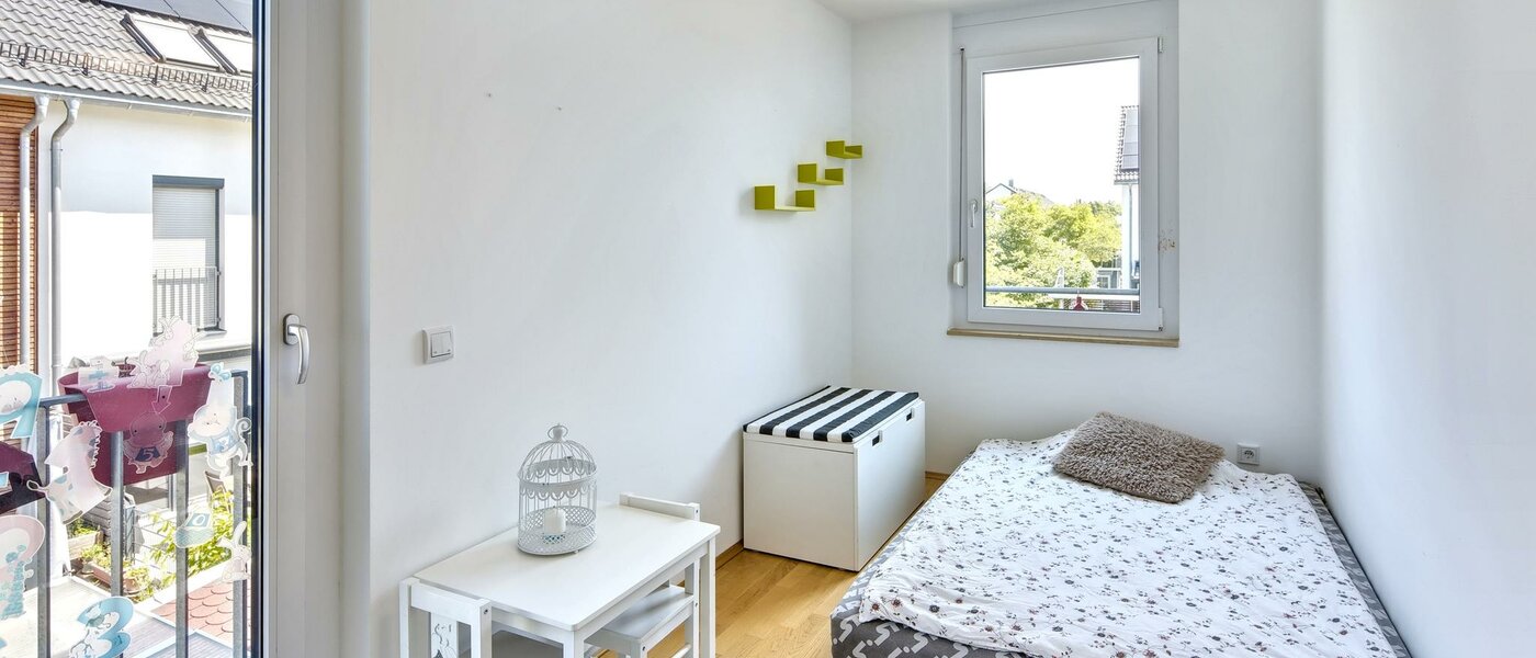 dernière maison de la rangée de maisons mitoyennes Karlsfeld 01 ch. d´enfant 14478