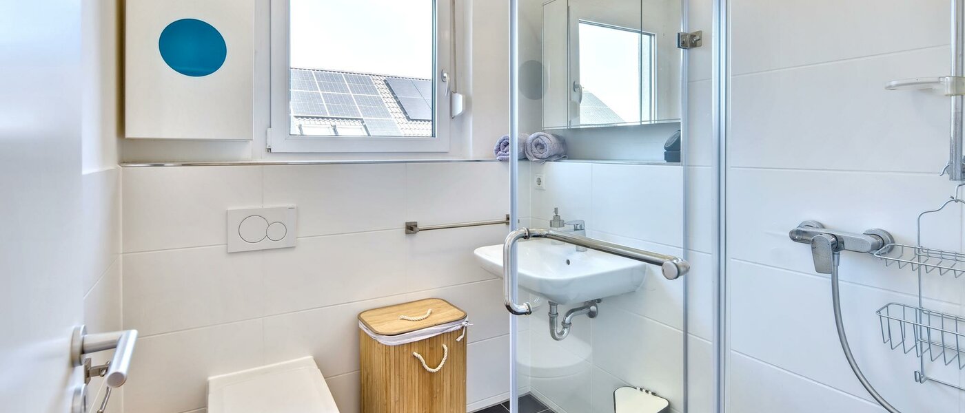 dernière maison de la rangée de maisons mitoyennes Karlsfeld 01 2ème s. de bain 14478