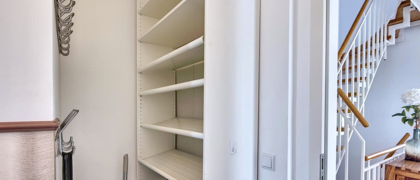 dernière maison de la rangée de maisons mitoyennes Karlsfeld 02 entrée/couloir 14478