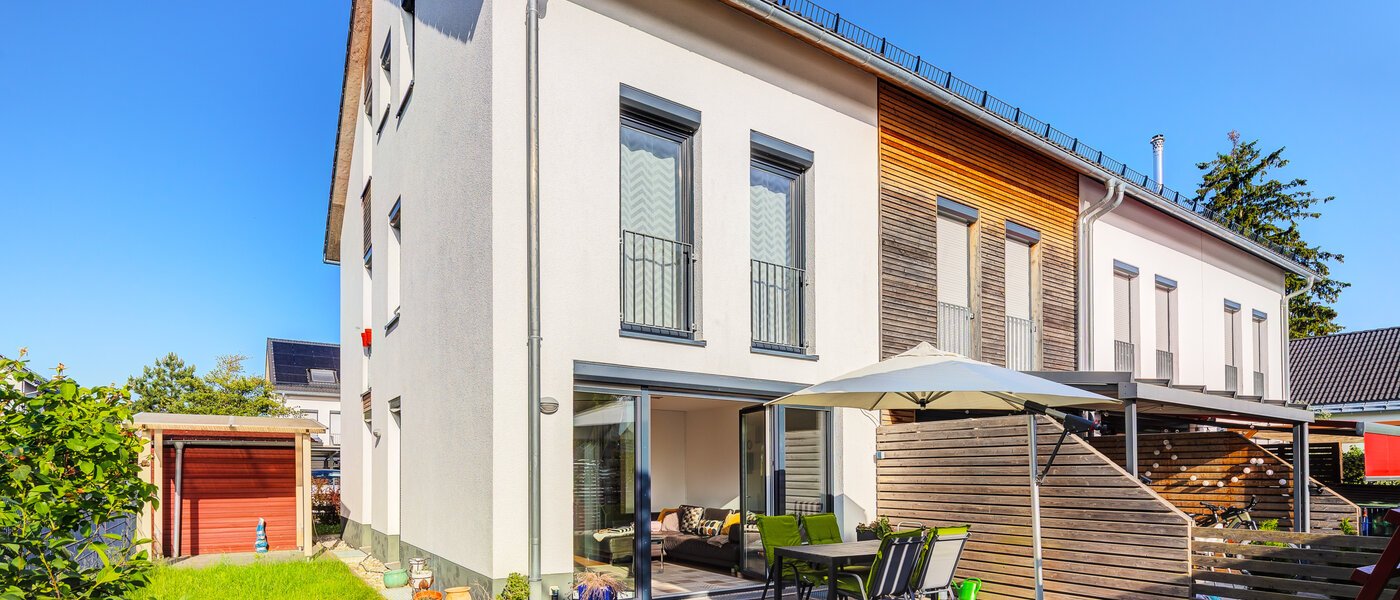dernière maison de la rangée de maisons mitoyennes Karlsfeld 01 jardin 14478