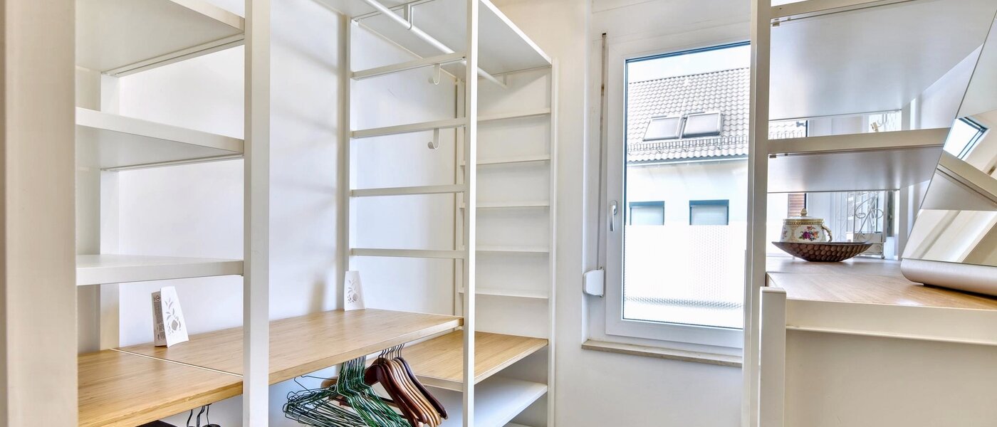 dernière maison de la rangée de maisons mitoyennes Karlsfeld 01 dressing 14478