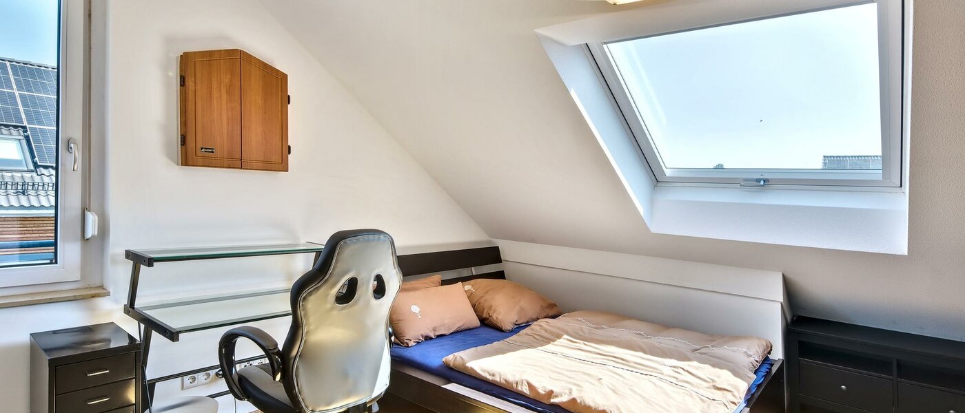 dernière maison de la rangée de maisons mitoyennes Karlsfeld 01 3ième chambre 14478