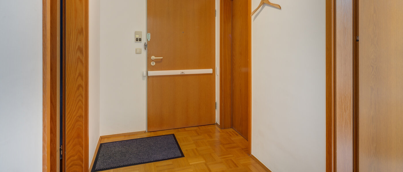 appartement sous les toits München Harlaching 01 entrée/couloir 14501