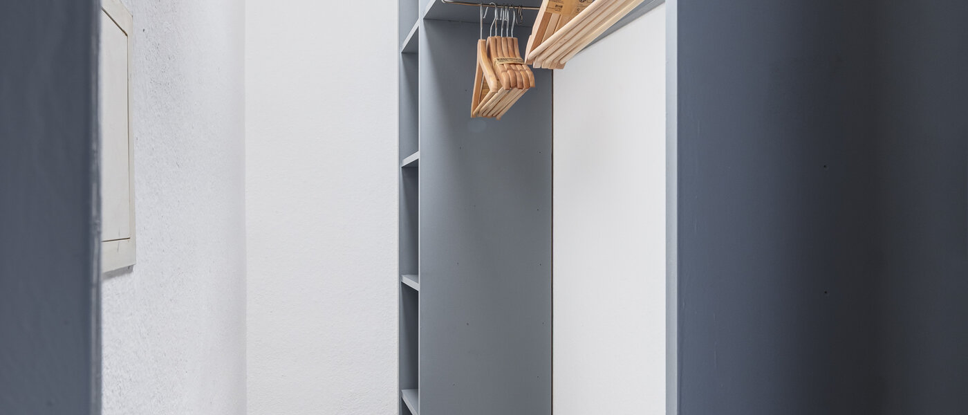 appartement München Haidhausen 01 Penderie intégrée 14533