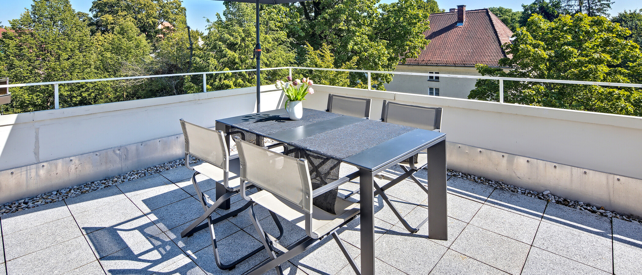 mansardé München Nymphenburg 04 terrasse sur le toit 14553
