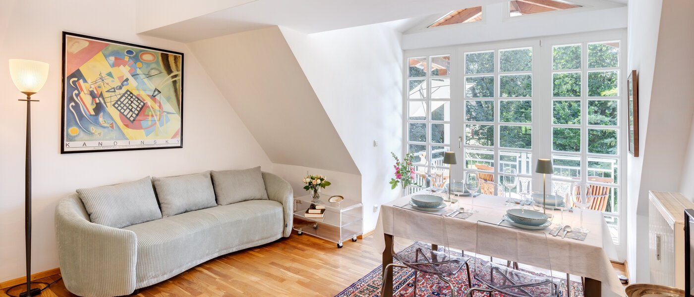 appartement style maisonnette avec mezzanine München Ramersdorf 02 pièce à vivre 14556