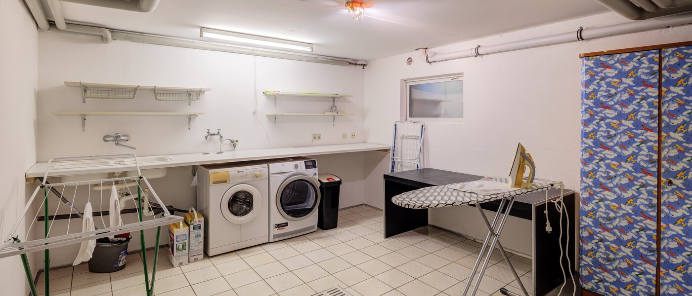 maison mitoyenne München Obersendling 01 buanderie 14567