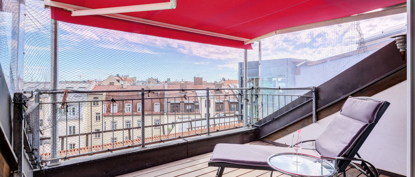 appartement sous les toits München Maxvorstadt 01 loggia 14568