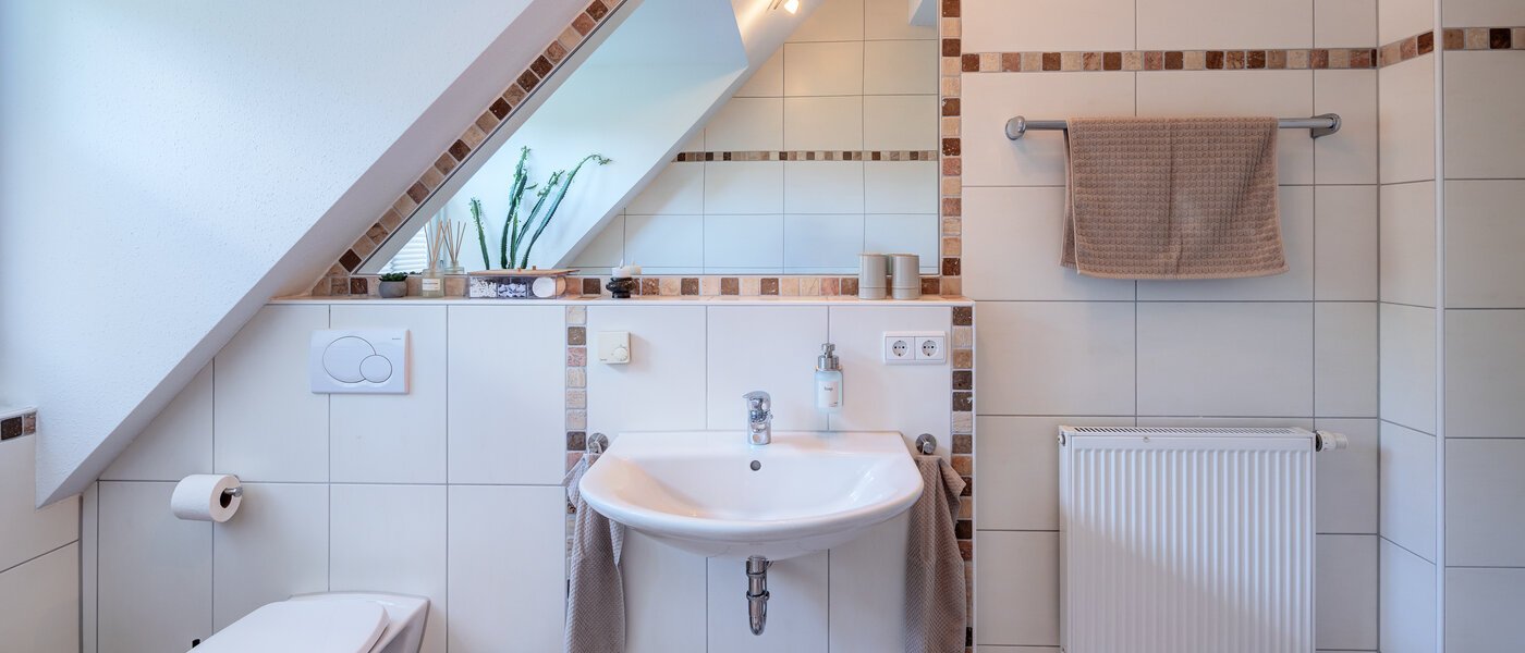 appartement style maisonnette Gröbenzell 04 1ère salle de bain 14575