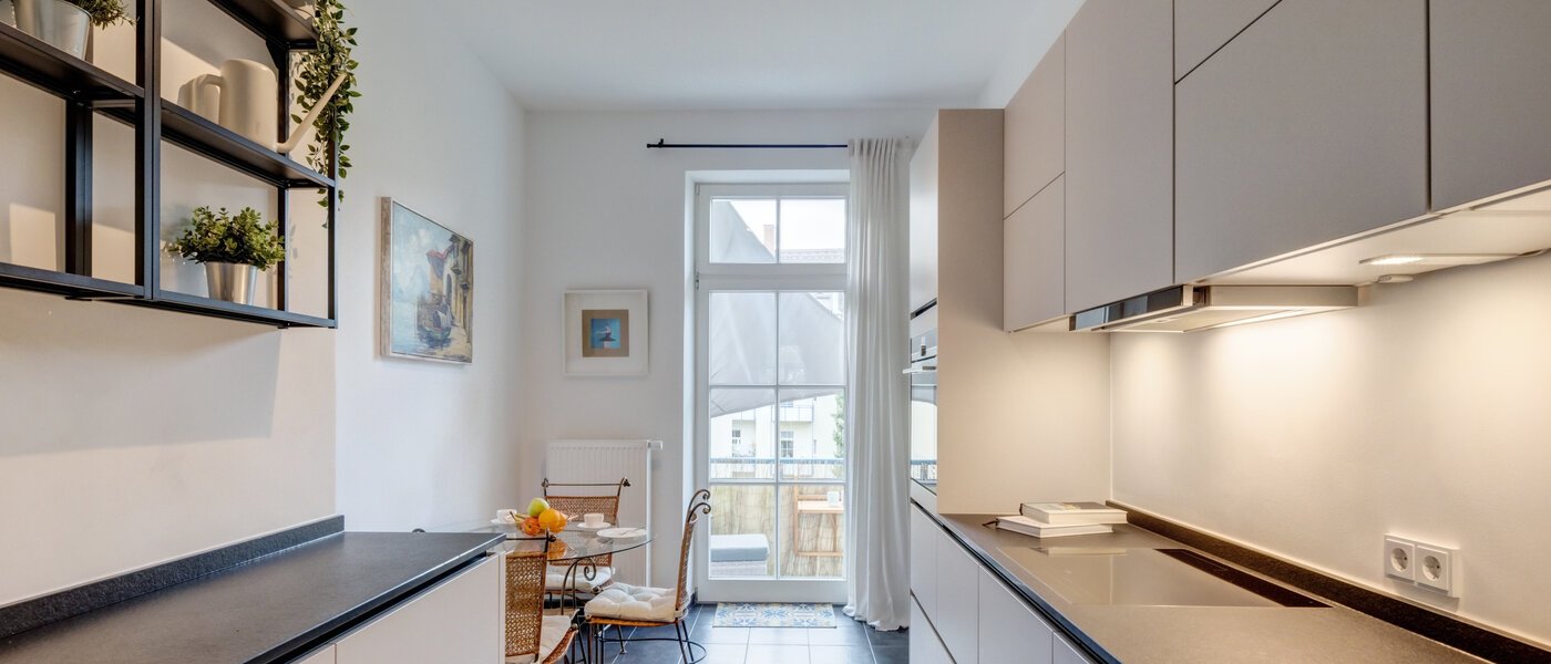 appartement München Altbogenhausen 01 cuisine 14584