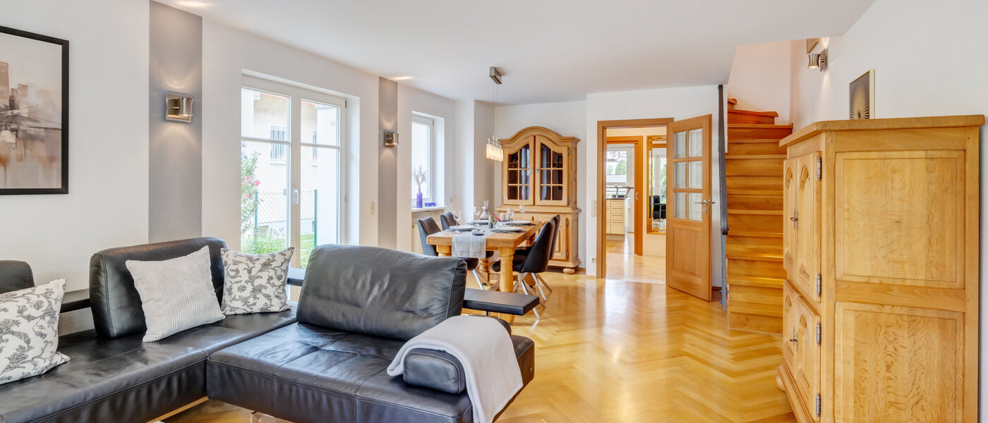 appartement style maisonnette München Fasangarten 01 pièce à vivre 14585