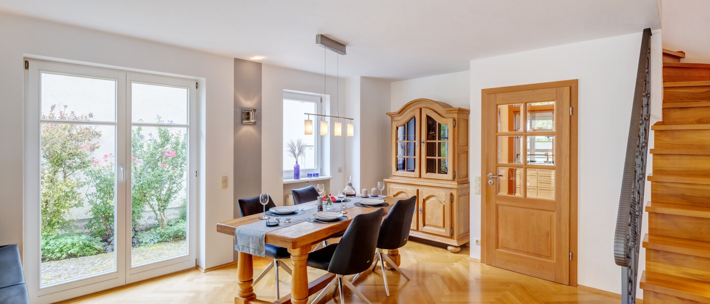 appartement style maisonnette München Fasangarten 02 pièce à vivre 14585