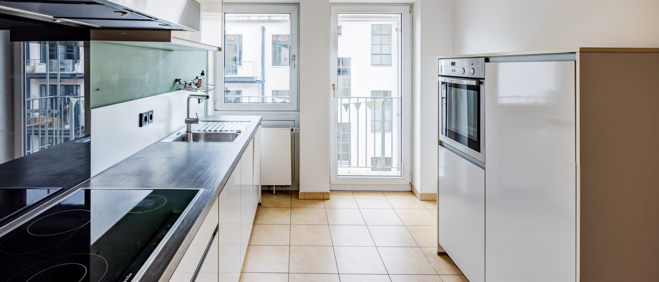 appartement sous les toits München Ludwigsvorstadt 01 cuisine 14609