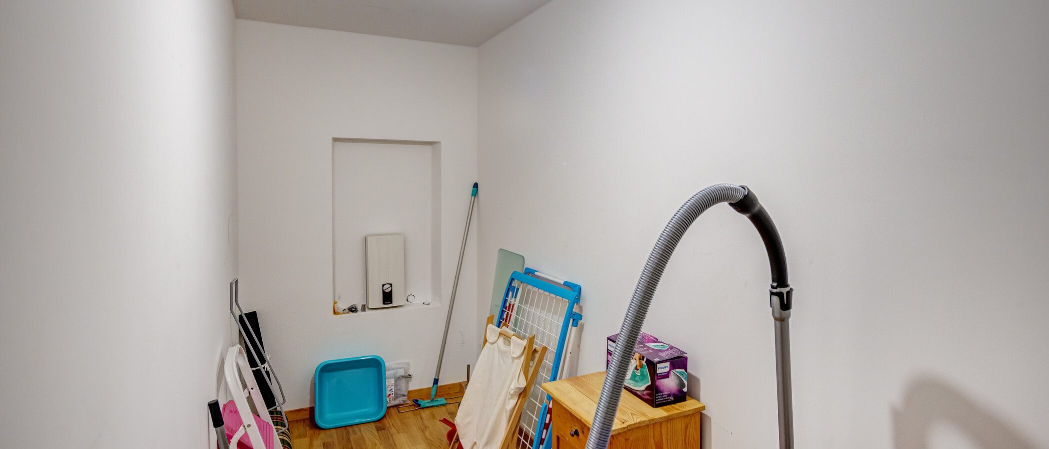 appartement sous les toits München Ludwigsvorstadt 01 débarras 14609