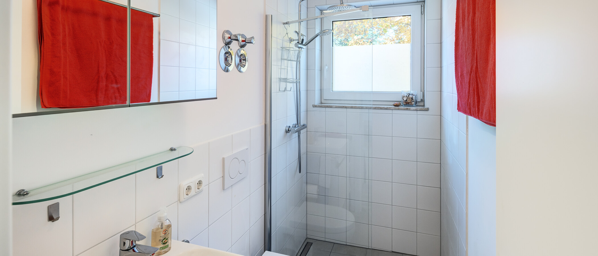 appartement style maisonnette München Sendling-Westpark 01 salle de bain 14630