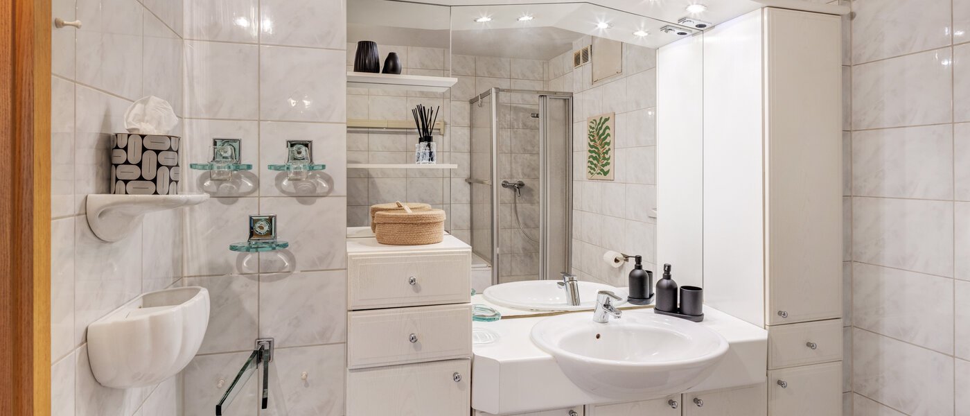 appartement München Bogenhausen 01 salle de bain 14639