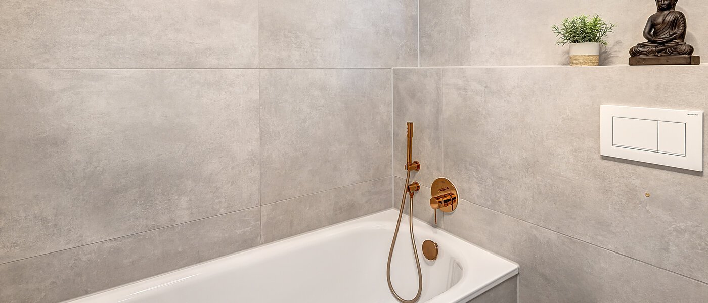 appartement style maisonnette Haar 02 1ère salle de bain 14664